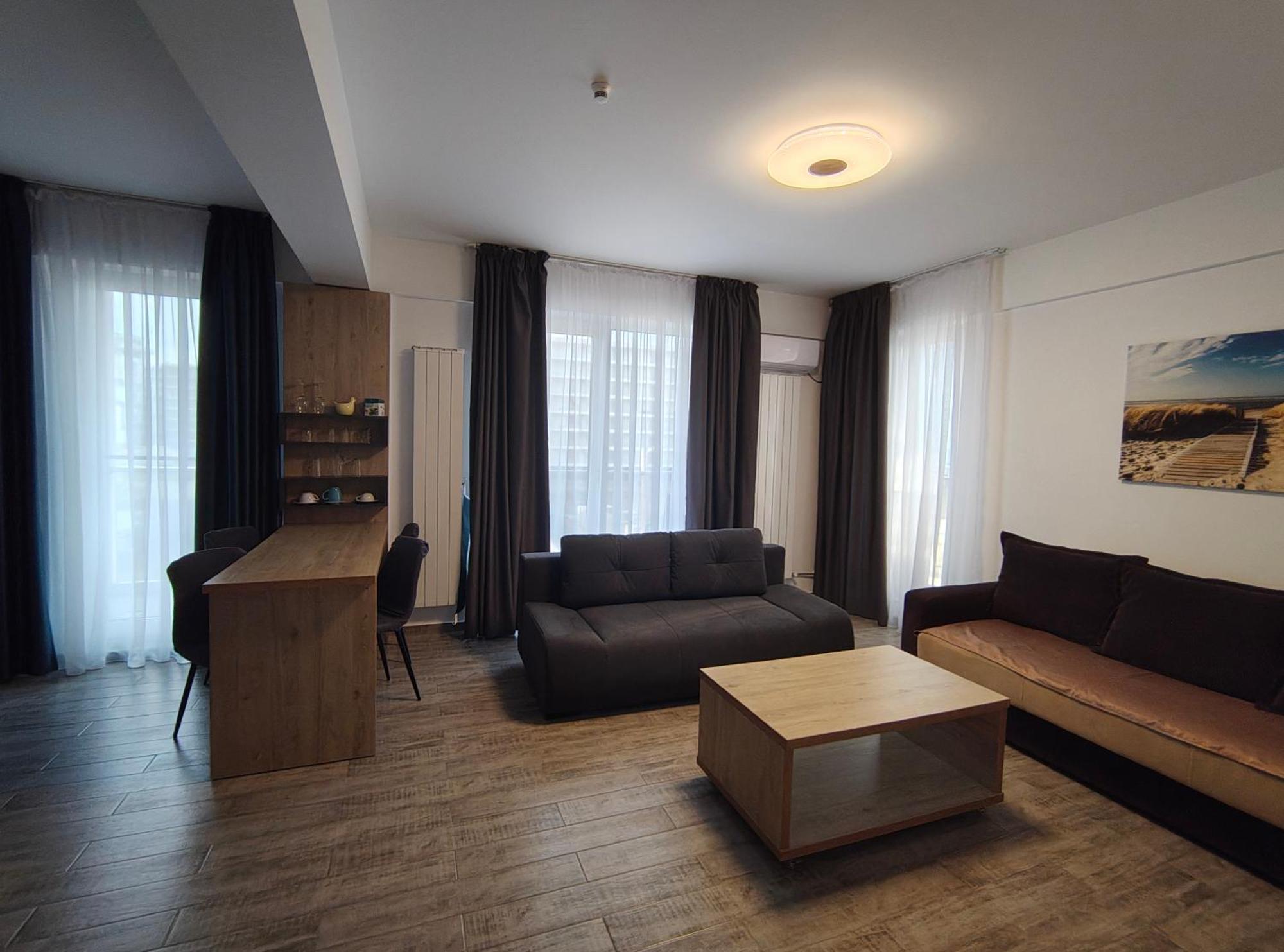 Năvodari Apartament Ella C&C Residence מראה חיצוני תמונה