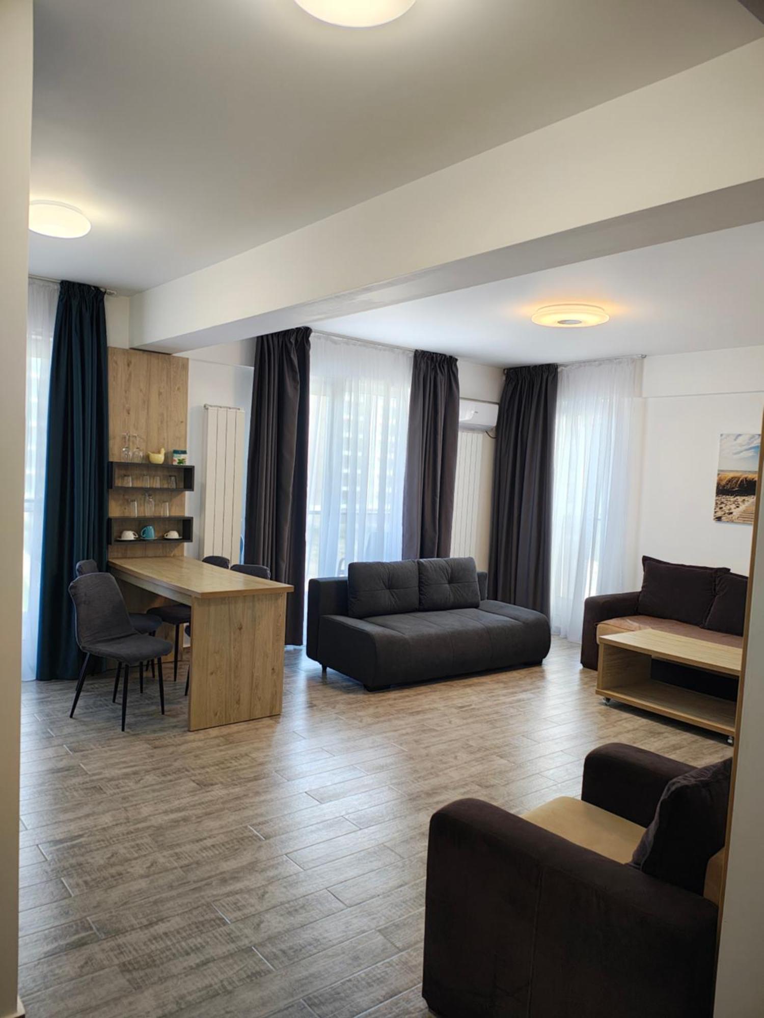 Năvodari Apartament Ella C&C Residence מראה חיצוני תמונה