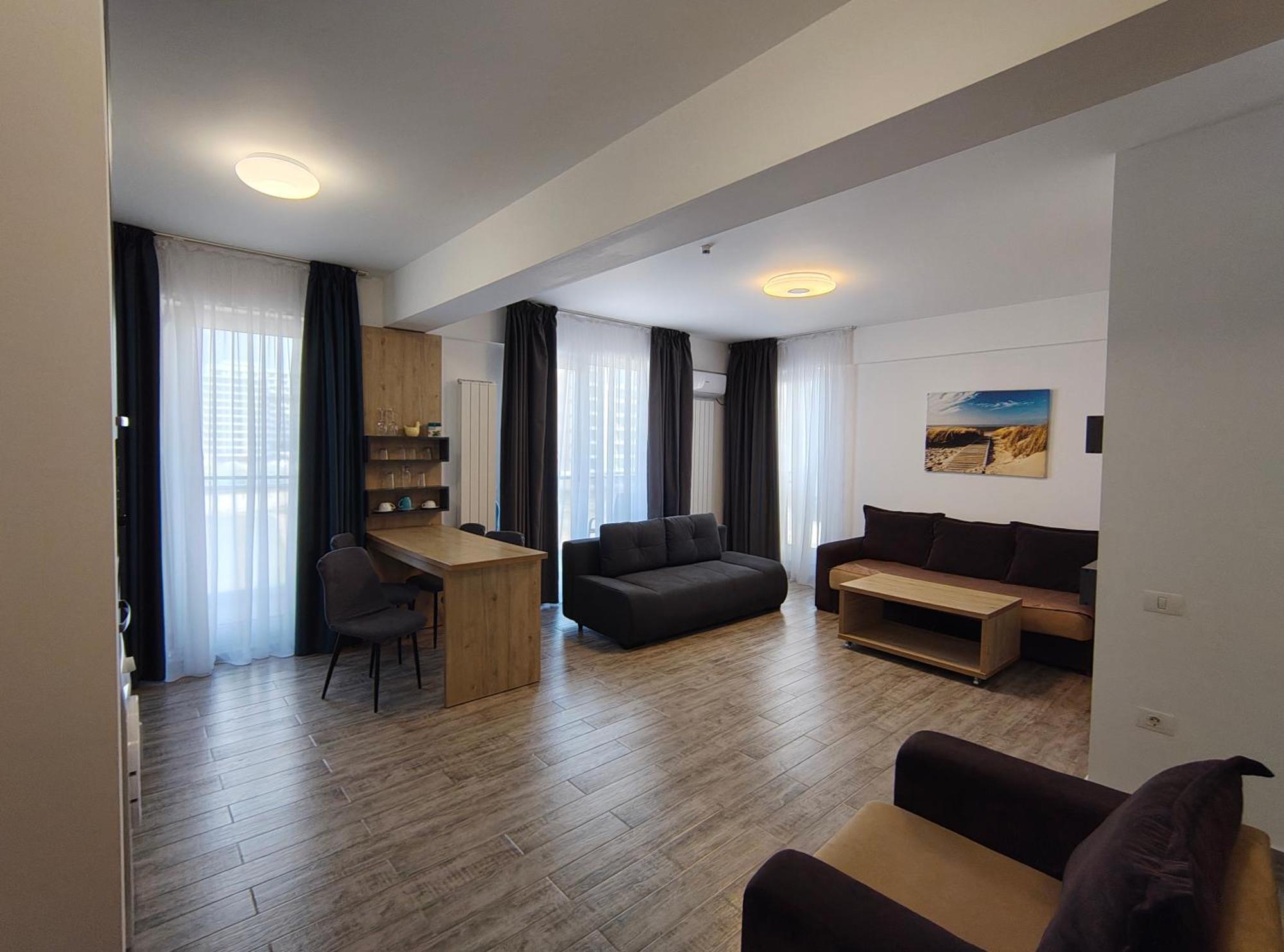 Năvodari Apartament Ella C&C Residence מראה חיצוני תמונה