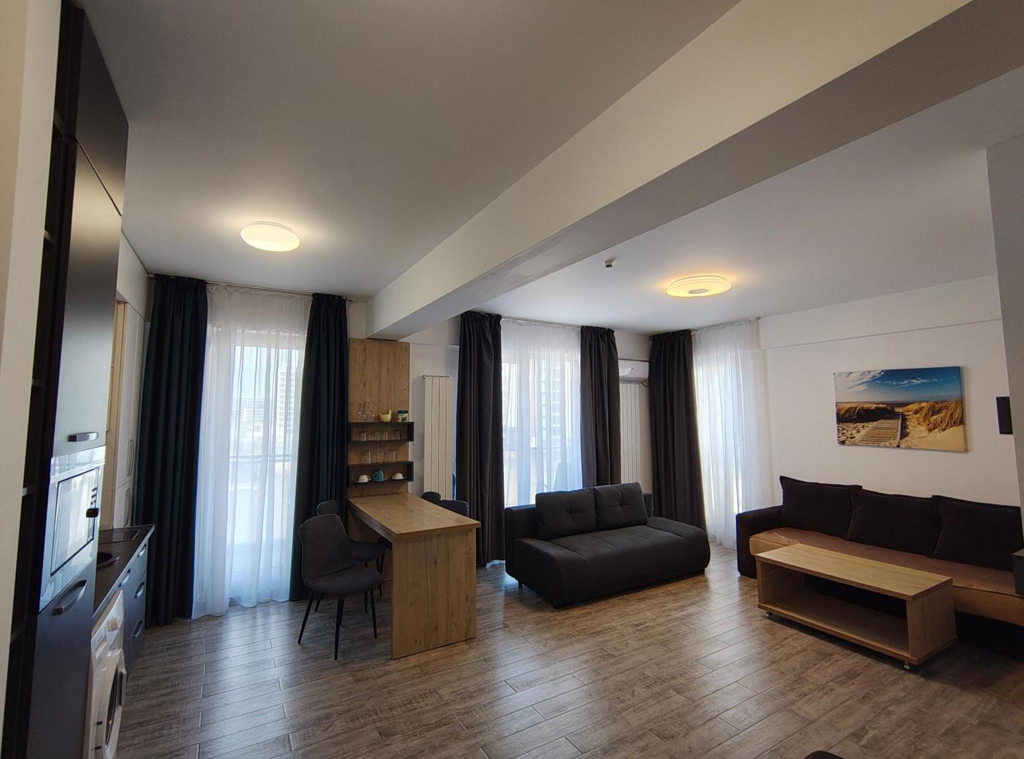 Năvodari Apartament Ella C&C Residence מראה חיצוני תמונה