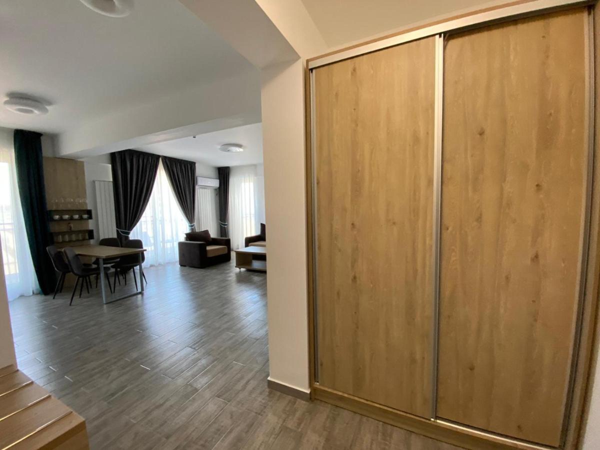 Năvodari Apartament Ella C&C Residence מראה חיצוני תמונה